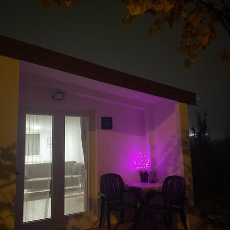 Studio Apartment Adrijana Zagreb Exterior photo